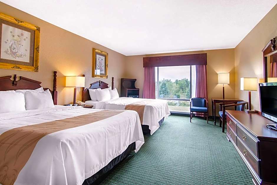 Quality Inn & Suites Carthage