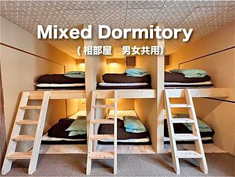 Bunk Bed in Mixed Dormitory Room