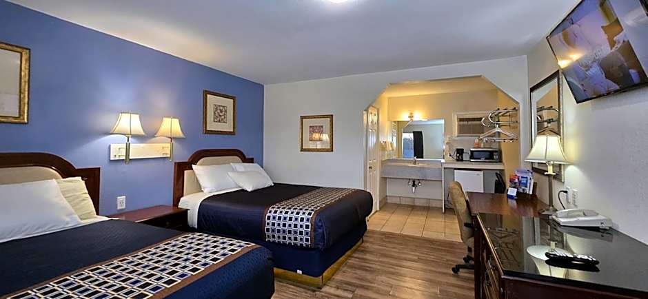 Rodeway Inn & Suites