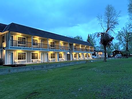 The Gunnison Inn at Dos Rios Golf Course