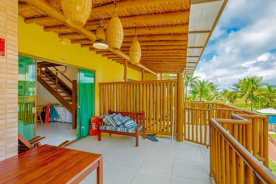 IT84 Wonderful 4-Suite Apartment, Right on the Beach - Itacimirim