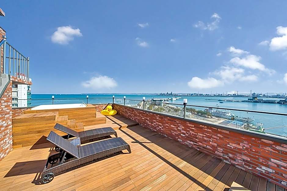 Pohang Brown Dot Terrace Pohang Terminal branch