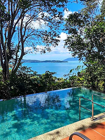 Ambong Pool Villas - Private Pool