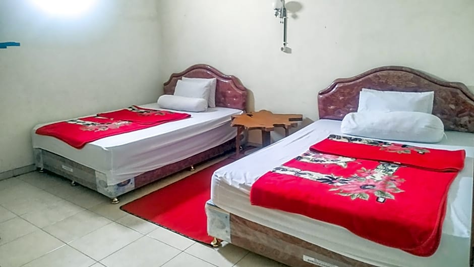 Villa Al Barokah Syariah Family Mitra RedDoorz near Sarangan Lake