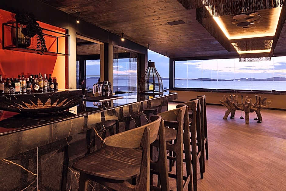 Amazon Mykonos Resort & Spa