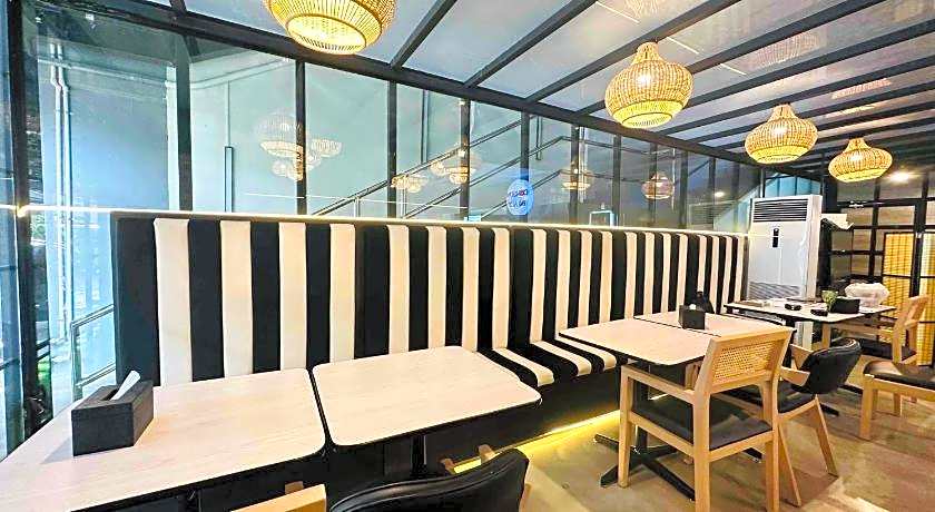 DG Budget Hotel Salem