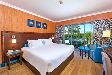 Double/Twin Room with Resort View