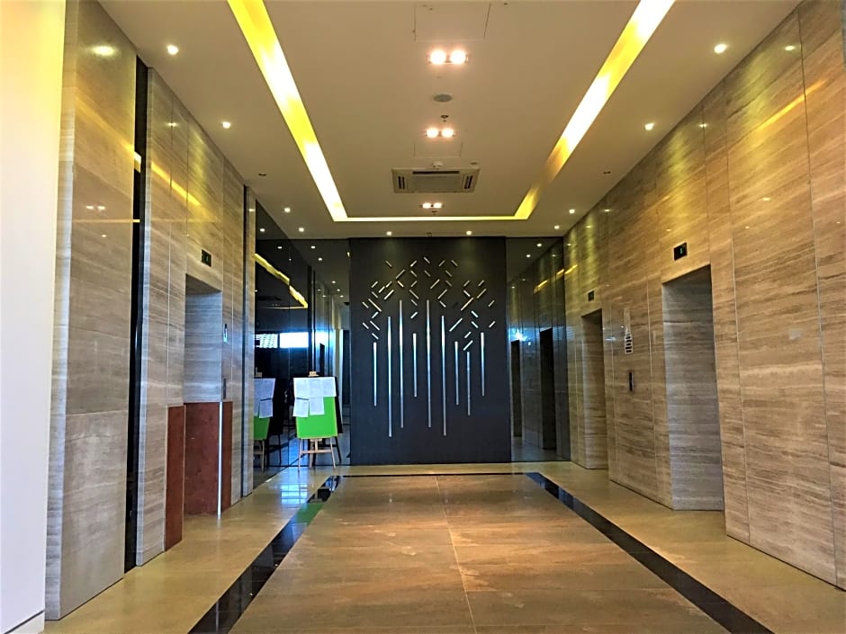 Borneo Coastal Residence @ Imago Mall