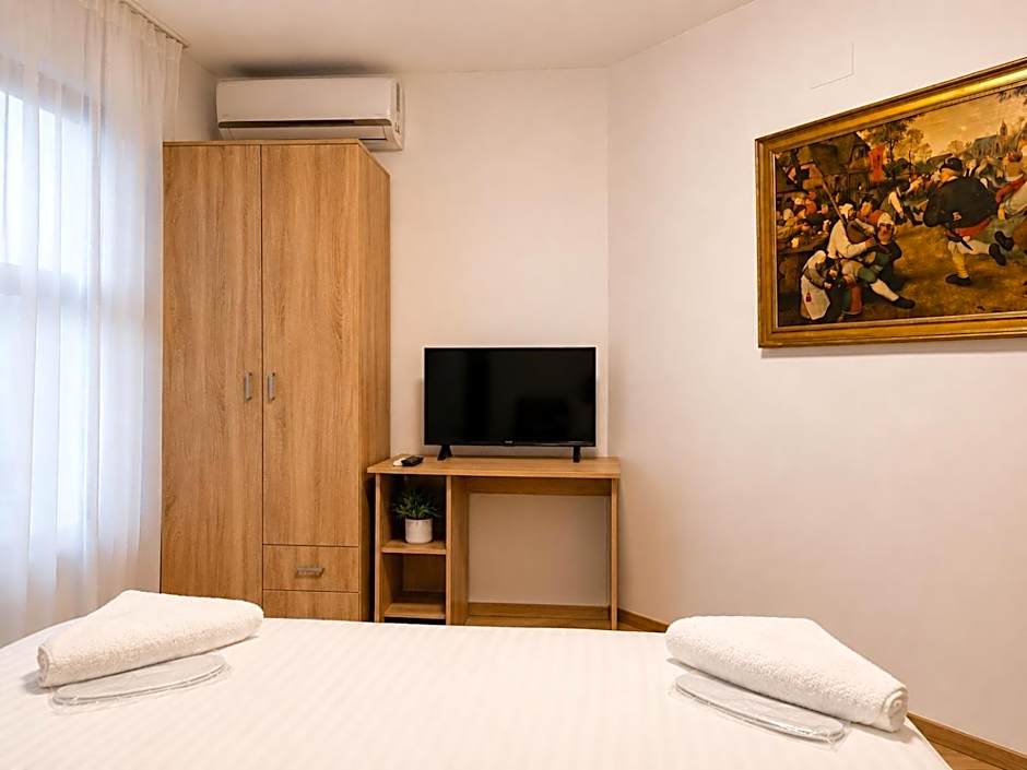 Monte Carlo Palace Rooms
