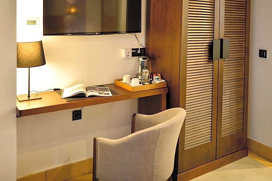 Hotel Legado Alcazar