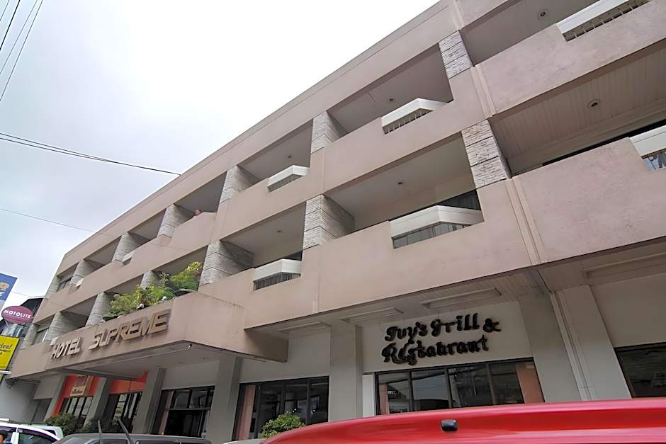 Hotel Supreme