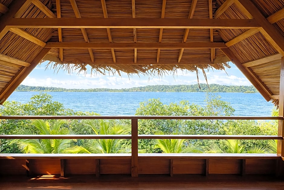 Akwaba Lodge Island Boutique Hotel