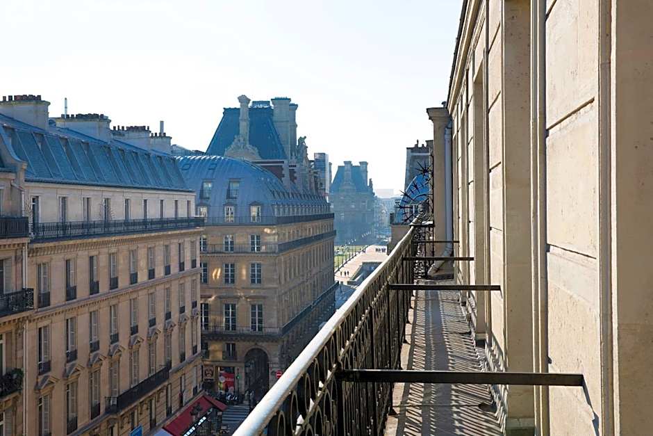 Hotel Lumen Paris Louvre