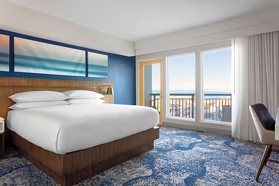 Delta Hotels by Marriott Virginia Beach Waterfront