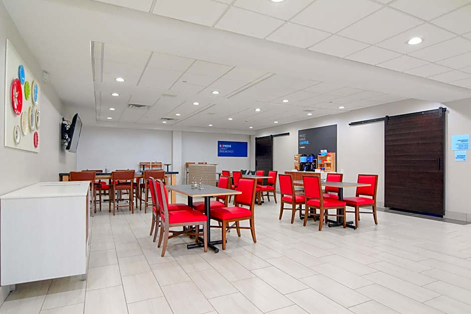 Holiday Inn Express And Suites Indianapolis Northwest By IHG