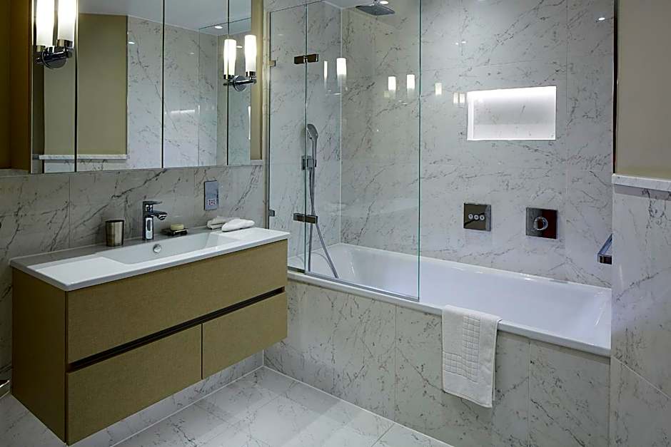 Cheval Gloucester Park at Kensington