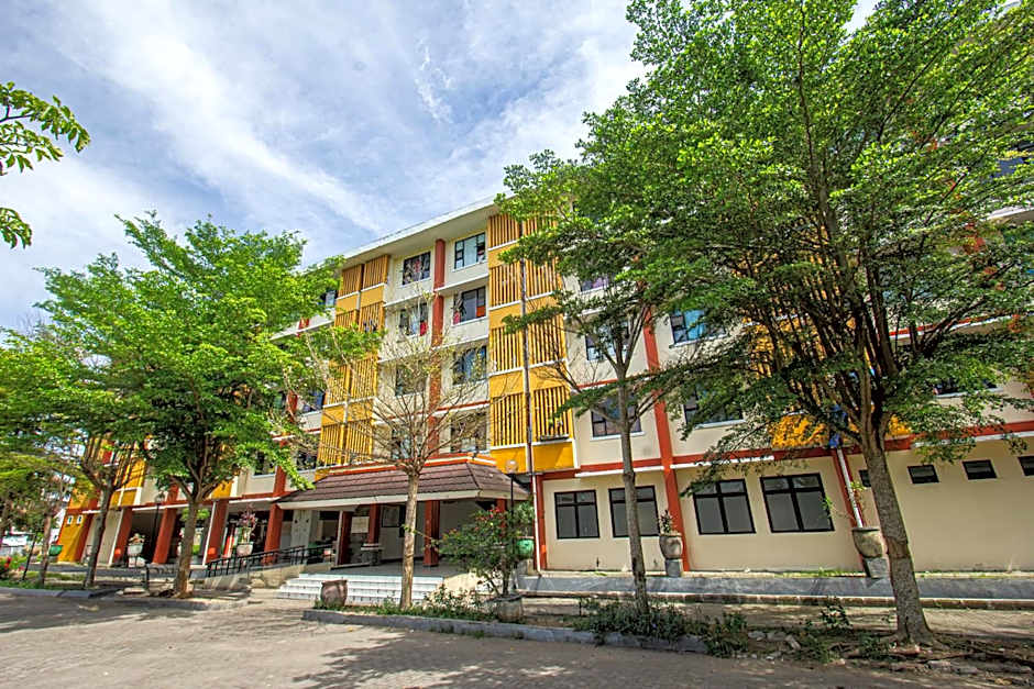 OYO Life 93405 Montong Are Residence