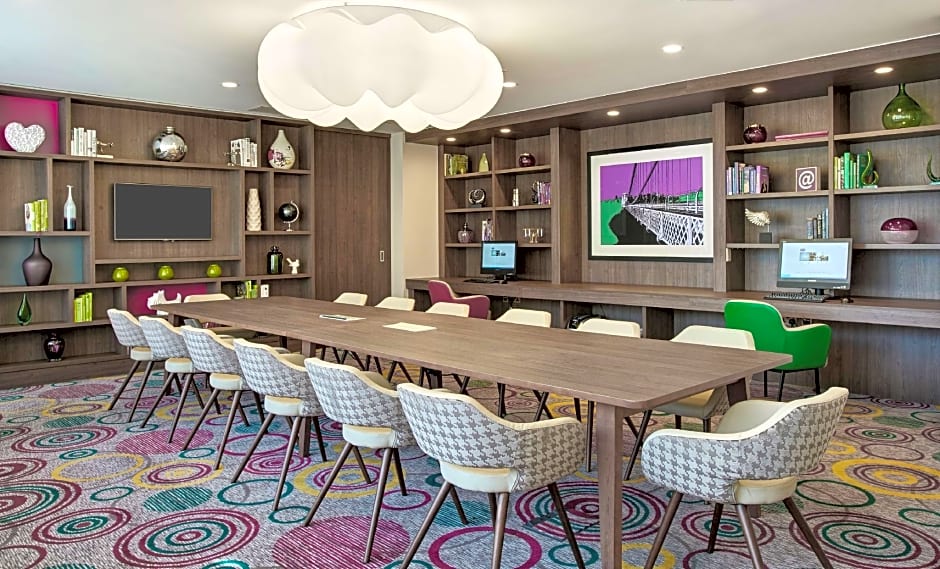 Hampton Bristol City