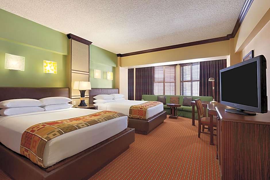 Photo 1 of 4 of Executive 2 Queen Beds, Nonsmoking