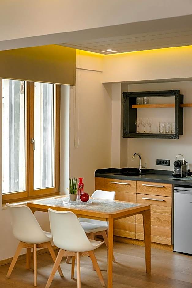 Querini Luxury Suites