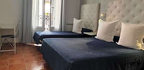 Family Room with Parking