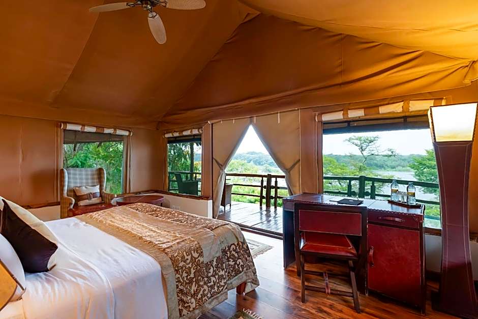 Chobe Safari Lodge-East Africa Uganda