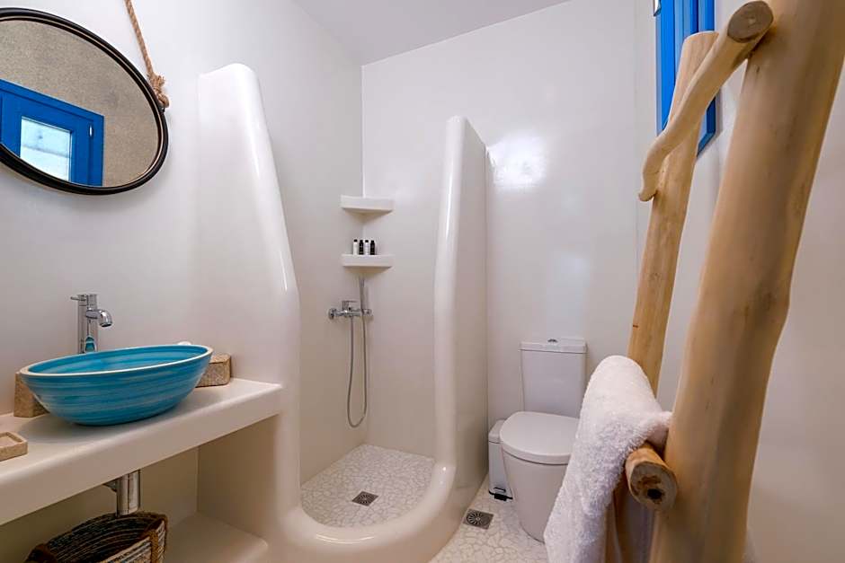 Aelia Collection Suites - Adults Friendly