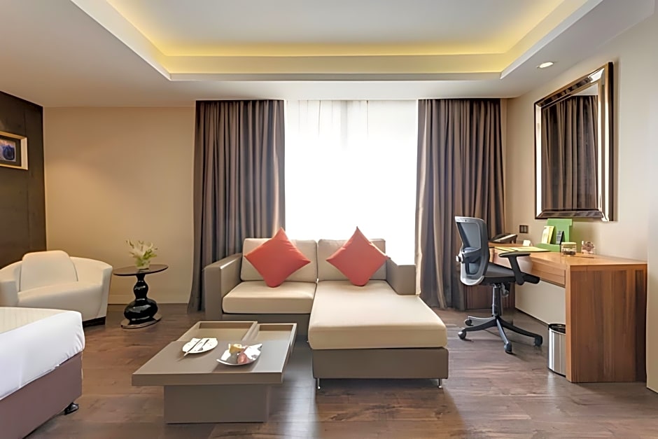 Holiday Inn Kolkata Airport By IHG