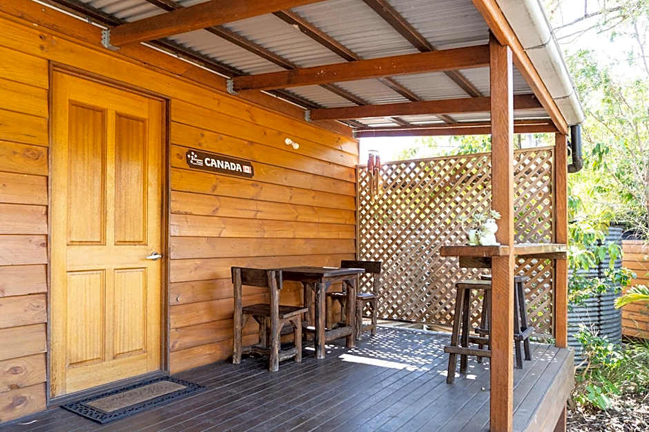 1770 Southern Cross Travellers Retreat