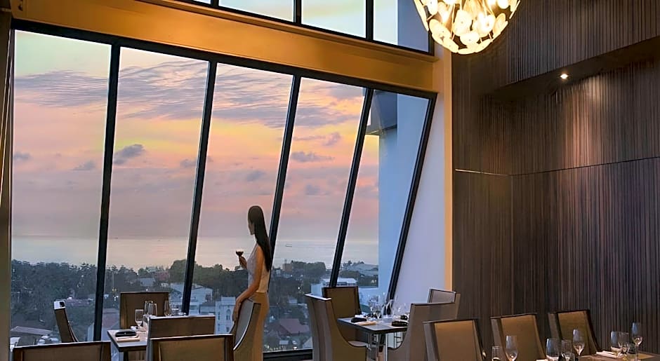 Hotel Santika Premiere Padang
