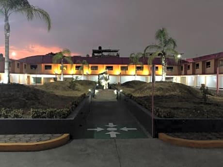 Hotel & Villas 7