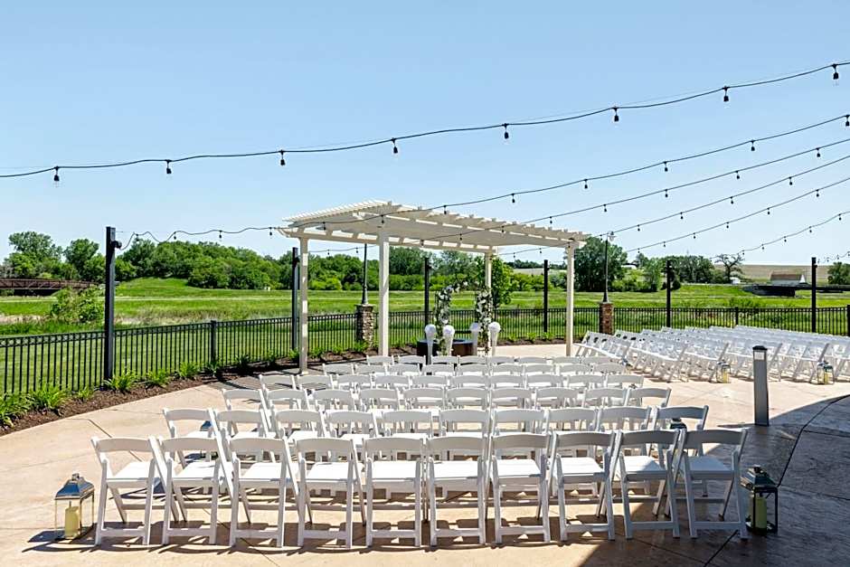 Courtyard by Marriott Omaha Bellevue at Beardmore Event Center
