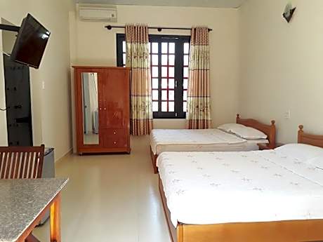 Deluxe Family Room