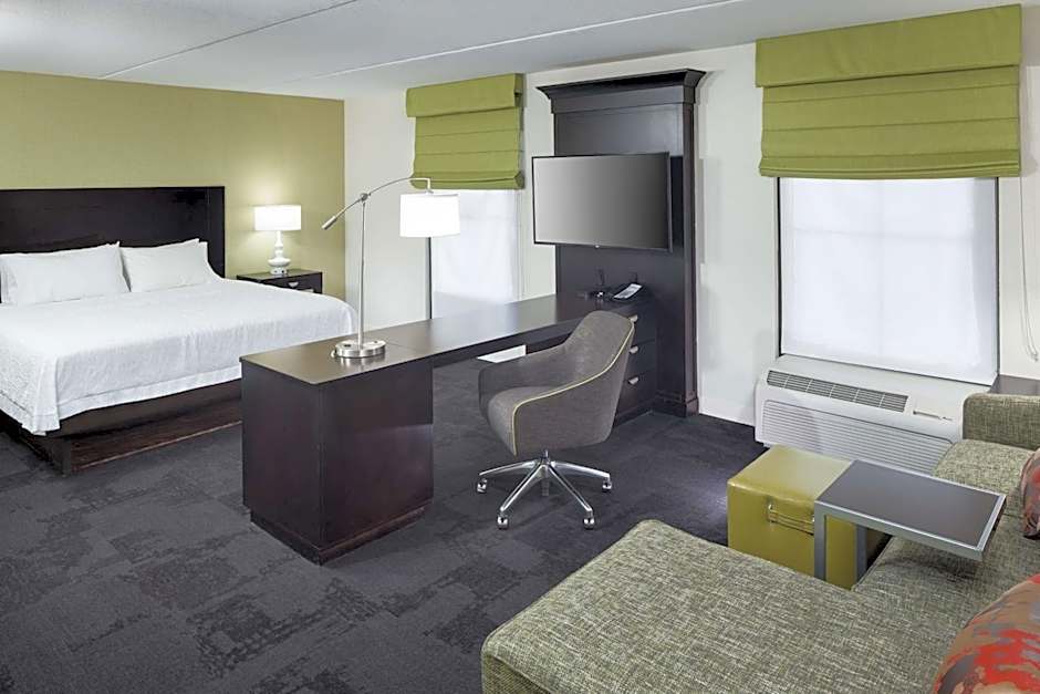 Hampton Inn By Hilton & Suites Gainesville-Downtown