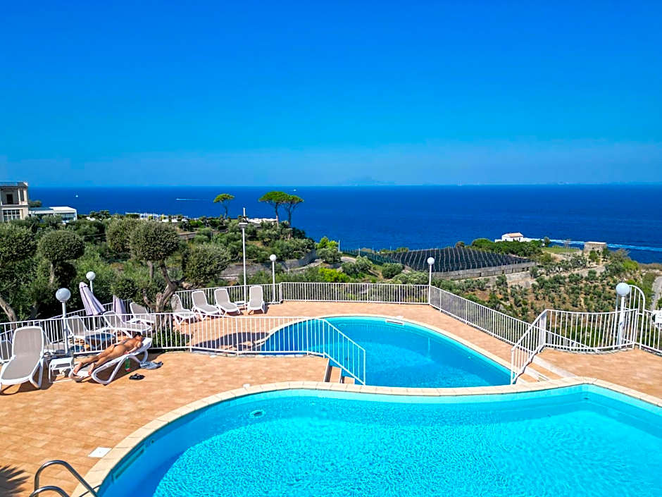 Villaggio Villa Lubrense