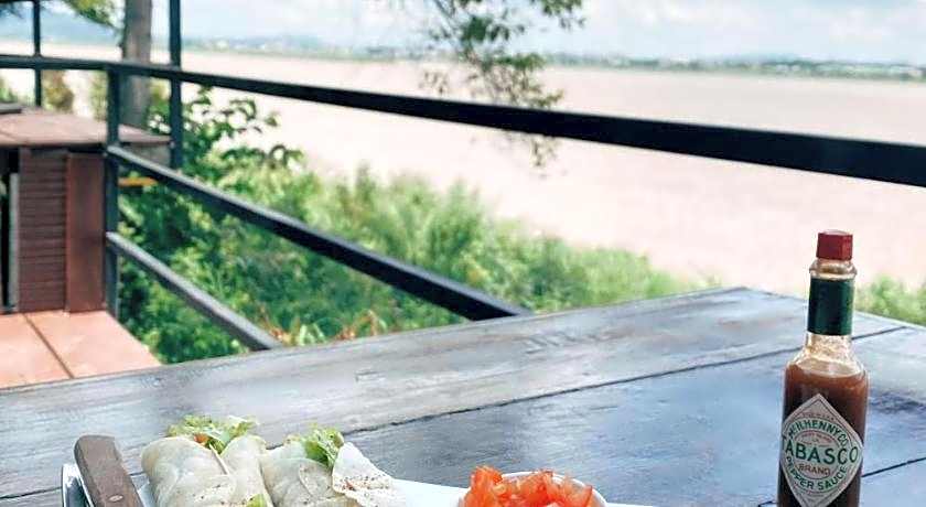 Pilgrims Kitchen & Inn