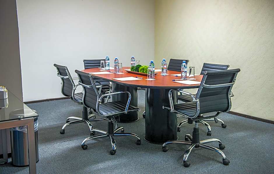 Aranzazu Plaza Kristal Aguascalientes