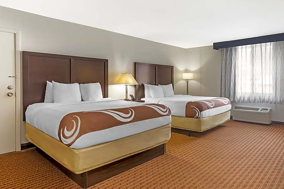 Photo 1 of 5 of 2 Queen Beds, Accessible