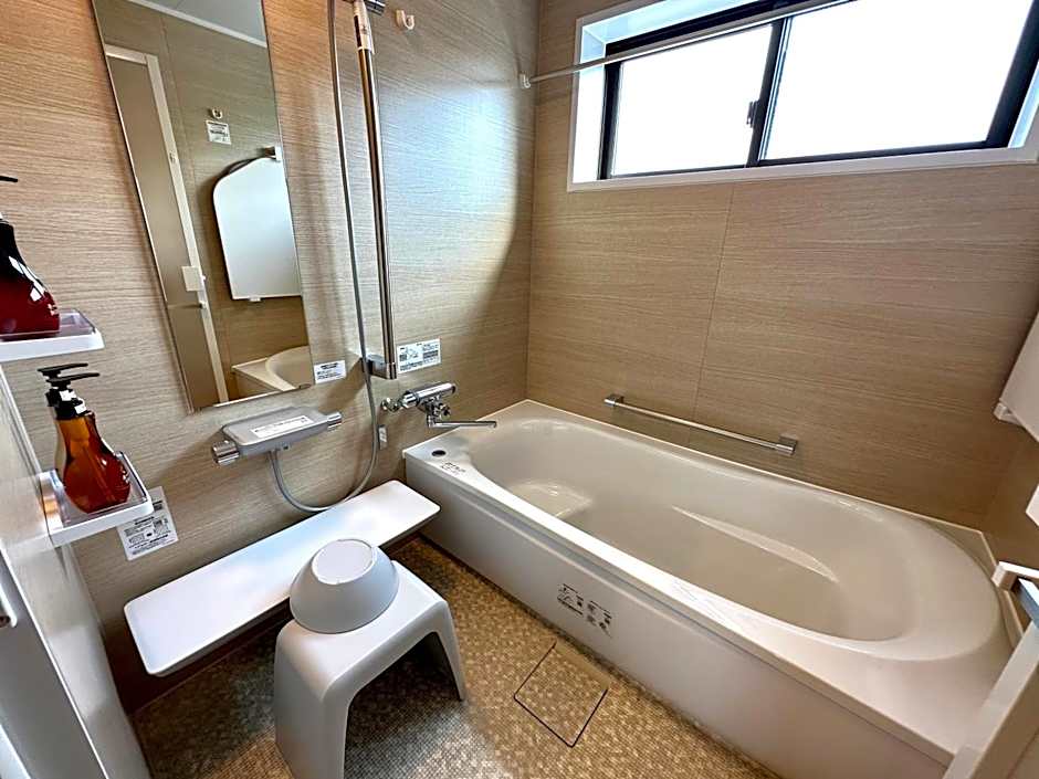 Inase Otsu Machiya Bed and Breakfast