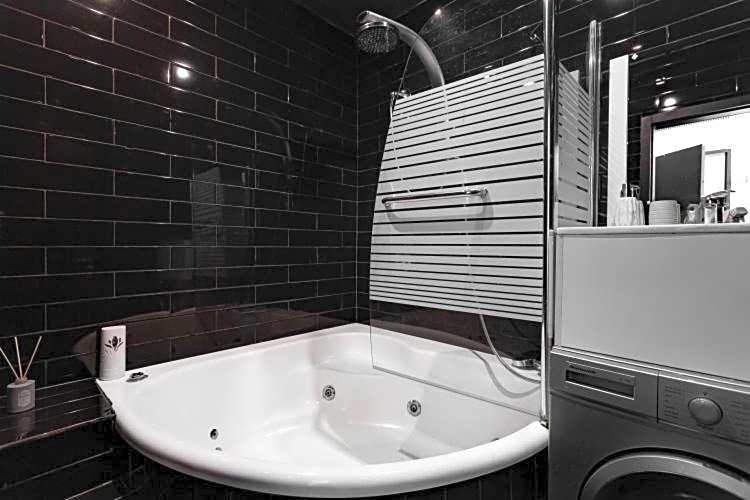 2Bedroom Suite 9 with shelter