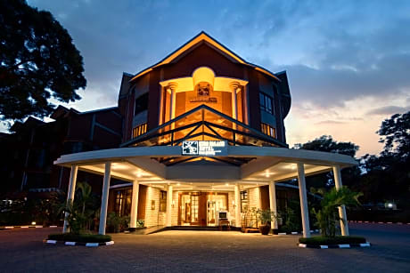 Kibo Palace Hotel