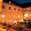 Hotel Goldener Brunnen