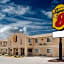 Super 8 by Wyndham Bloomfield