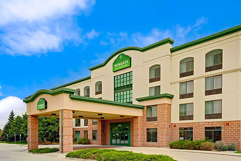 Wingate By Wyndham Fargo