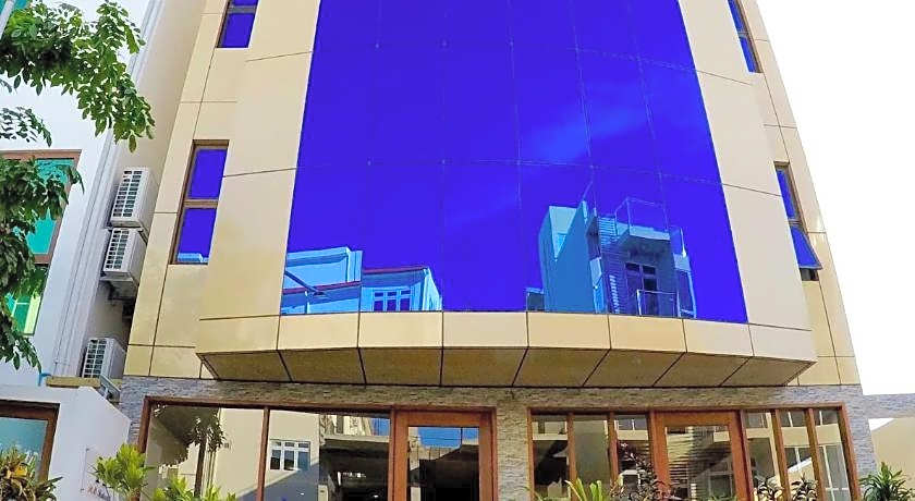 Turquoise Residence by UI