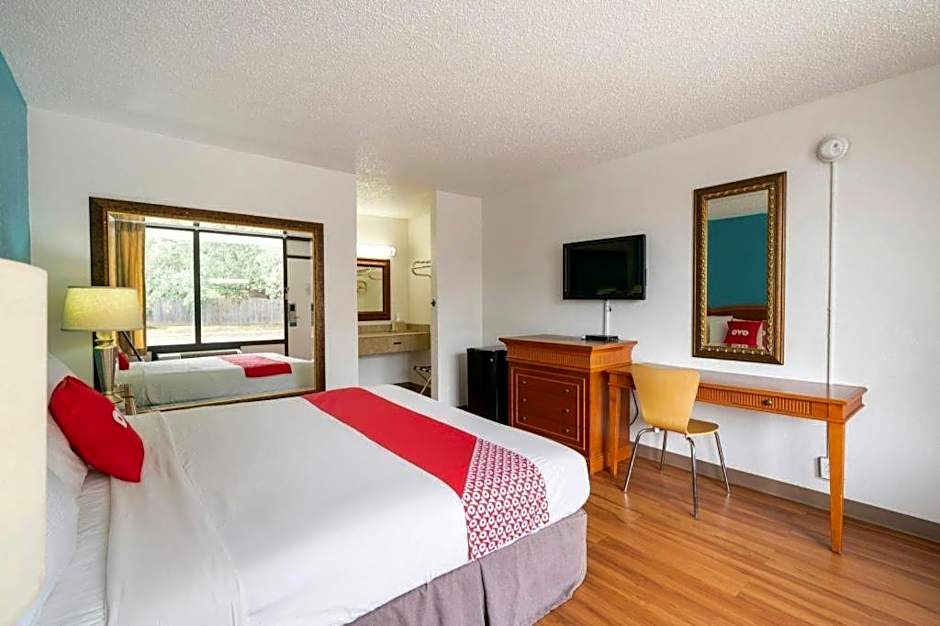 OYO Hotel Bossier City LA - Red River
