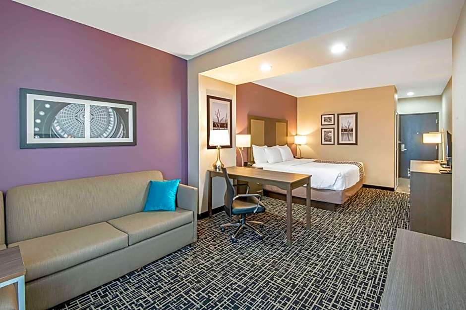La Quinta Inn & Suites by Wyndham Weatherford OK
