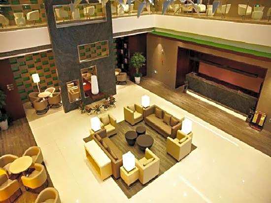 Haiyue Huantu Hotel (Zhongqi Store)
