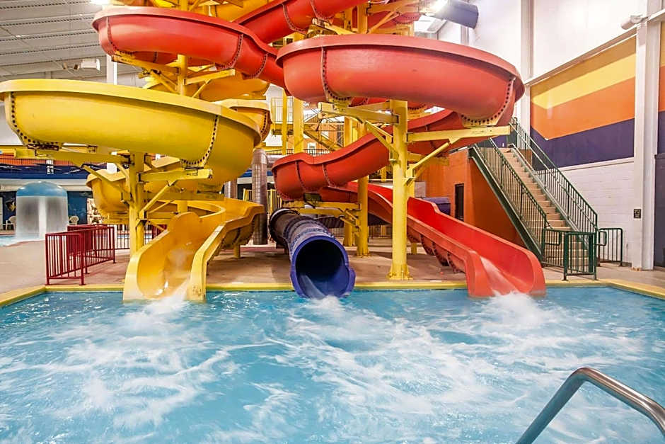 Sleep Inn & Suites Conference Center and Water Park