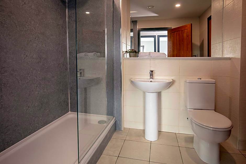 Dockside Aparthotel, Best Western Signature Collection